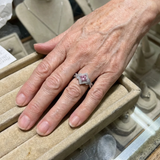 Anello quadrato pavé in oro bianco