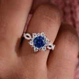 Anello fiore zaffiro cristallo | Oro bianco