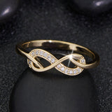 Anello infinito in cristallo Lysette | Oro