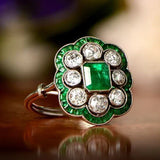 Anello vintage con smeraldo | Oro
