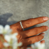 Anello regolabile in smalto fatto a mano con margherite | Oro bianco