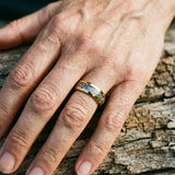 Anello con incastonature brillanti | Oro