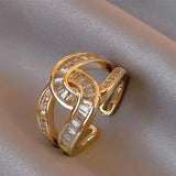 Anello elegante con nodo | Oro