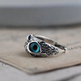 Anello gufo portafortuna regolabile con opale | Oro bianco
