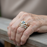 Anello retrò con cristalli blu | Oro
