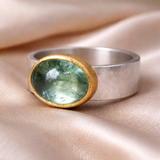 Anello retrò verde con pietra rotonda | Oro