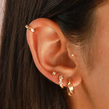 Orecchini huggies in cristallo | Oro