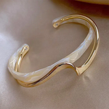 Bracciale aperto elegante in smalto bianco e oro | Oro
