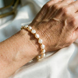 Bracciale rétro bianco con perle e accenti | Oro