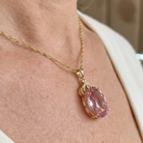 Collana ovale imperiale in zaffiro rosa | Oro