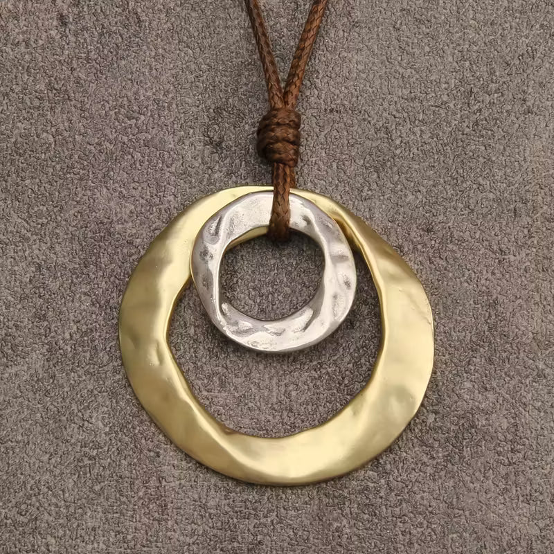 Collana con pendente geometrico irregolare | Oro