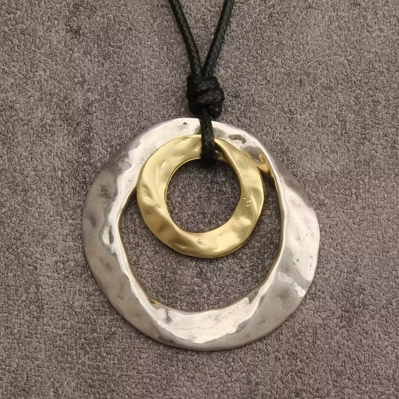 Collana con pendente geometrico irregolare | Oro