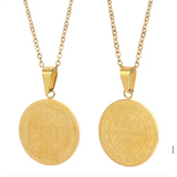 Collana con pendente rotondo a forma di O | Oro