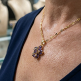 Collana di fiori Amelyth viola | Oro