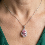 Collana a forma di goccia rosa | Oro bianco