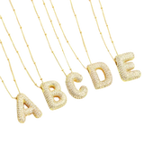 Collana con iniziale in lettere a bolle | Oro bianco