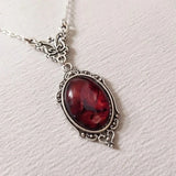 Collana rétro con pendente e quarzo rosso | Oro bianco